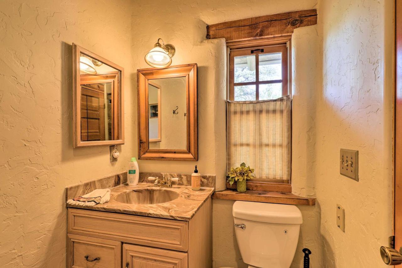 Bright Prescott Studio With Thumb Butte Views! Exterior foto